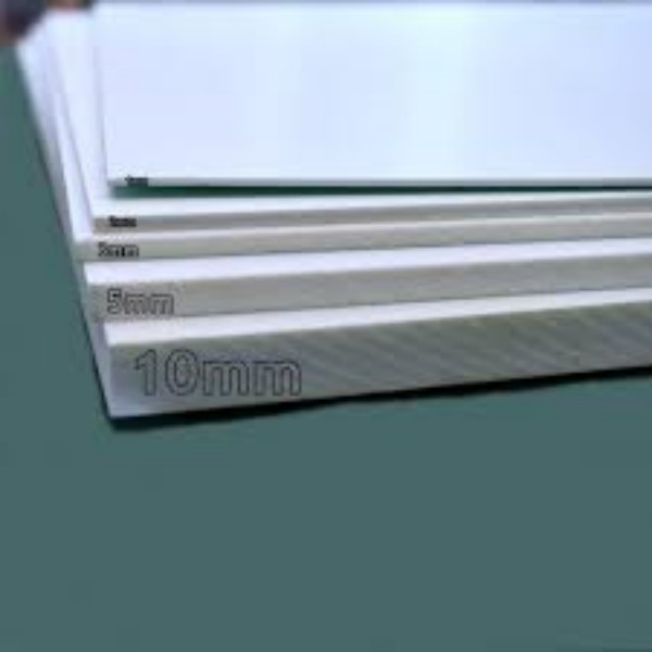 PVC bílé plastové desky 5mm